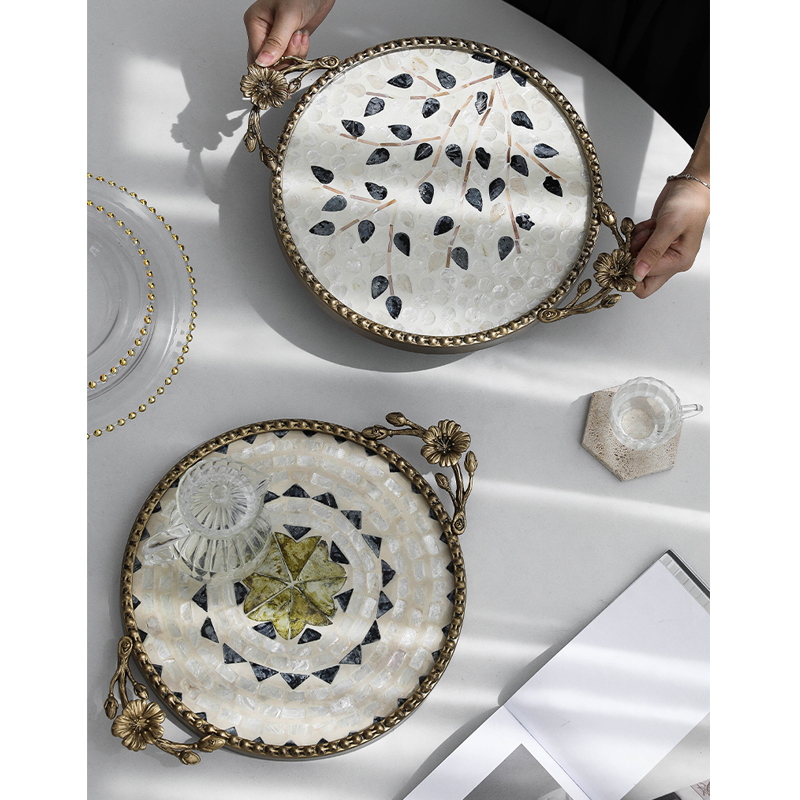 Luxury Skincare Tray - Nampan Logam Mewah Berhias Kerang, Tempat