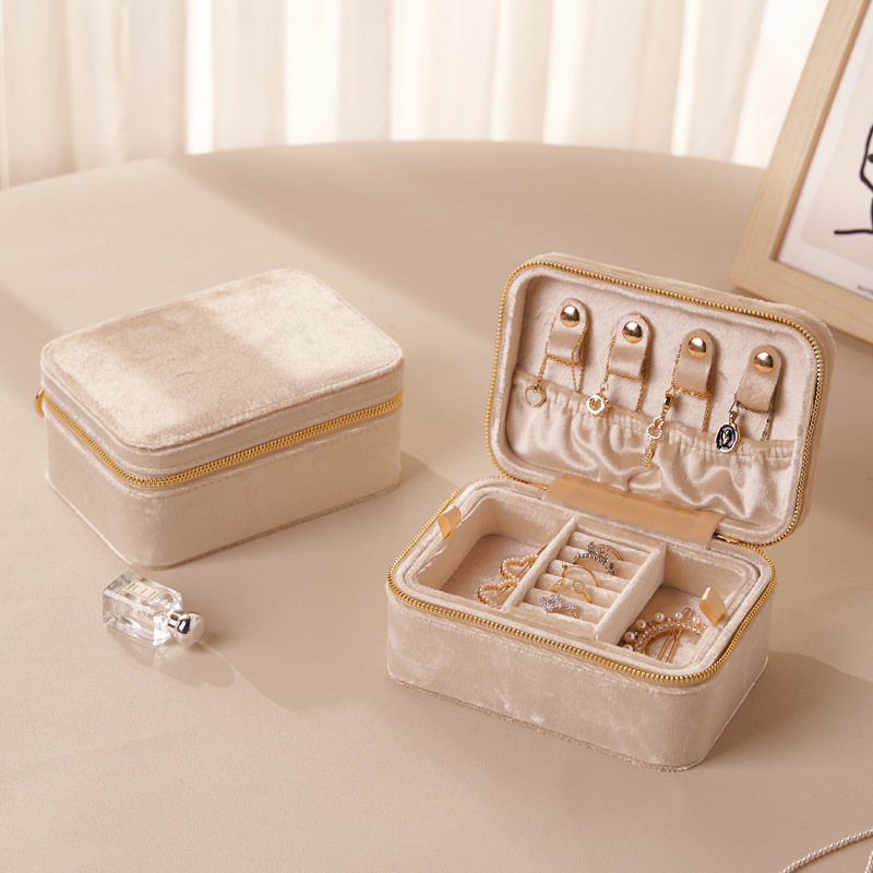 Kotak Penyimpanan Perhiasan Be - Luxury Skincare Containers ulasan dan harga